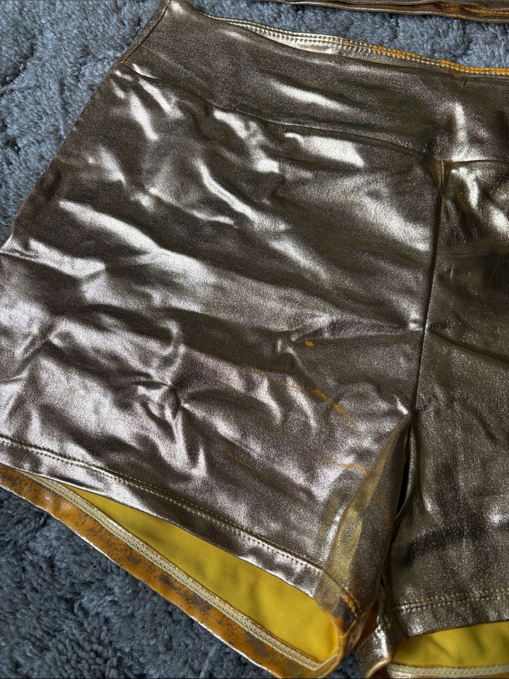 Metallic Gold Matching Set - Picture 3 of 11